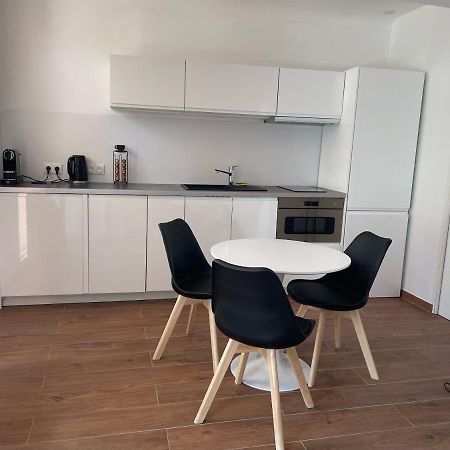 Saint-Tropez Centre - Grand Studio Avec Terrasse ภายนอก รูปภาพ