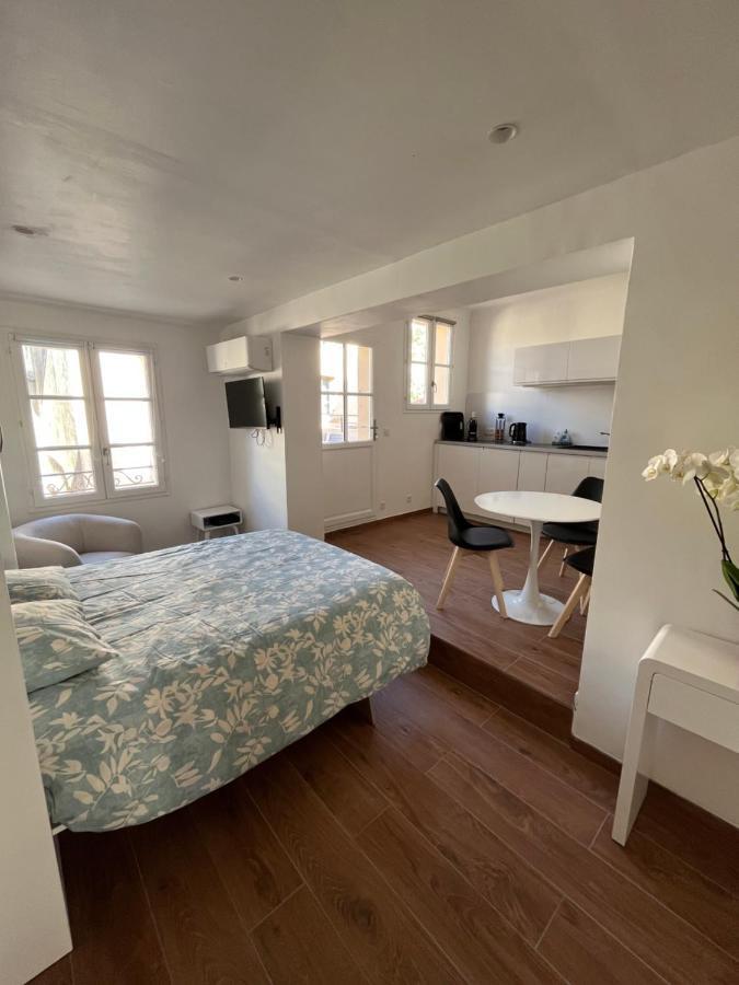 Saint-Tropez Centre - Grand Studio Avec Terrasse ภายนอก รูปภาพ